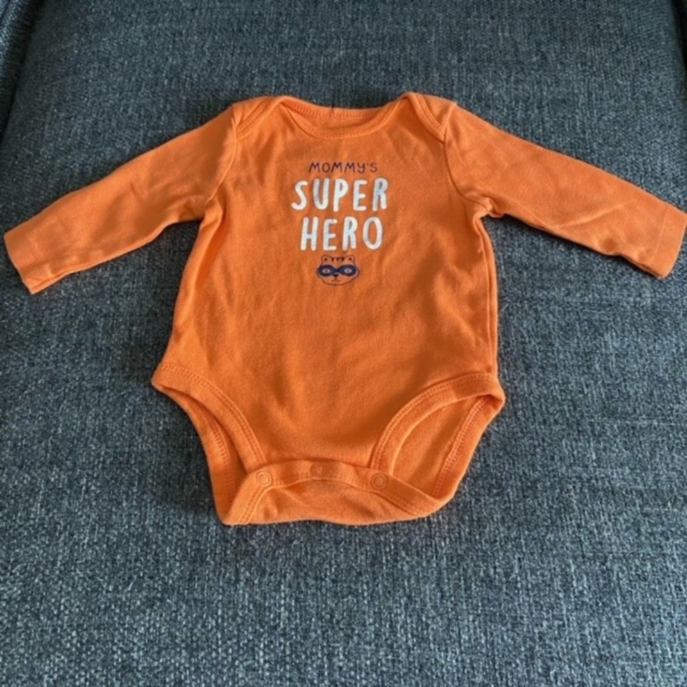 Carter's Baby "Mommy's Super Hero" Onesie 3M